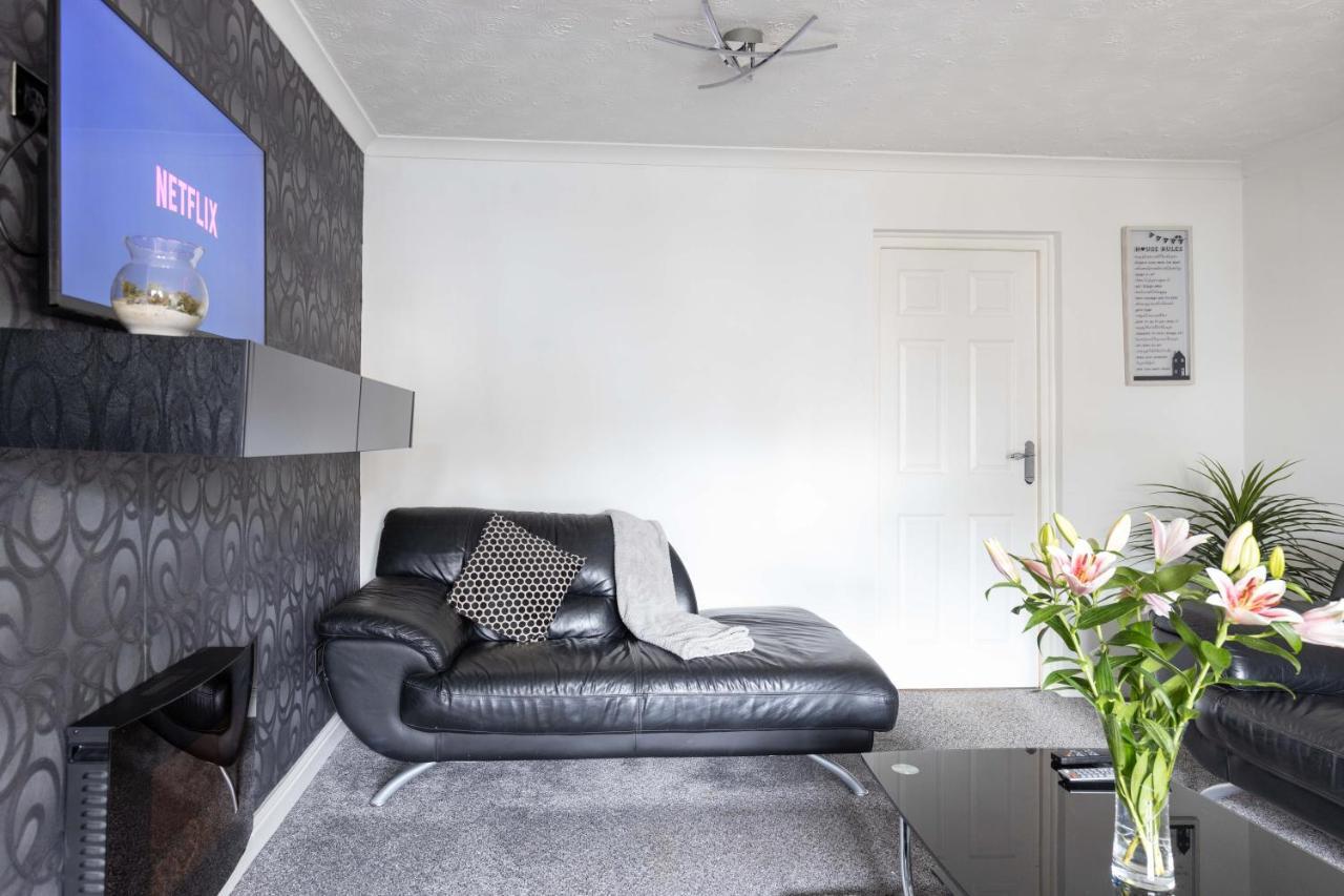 Capri 13 Sa - 3 Bedroom House Close To Loughborough University, Ev Car Facilities, Free Parking, Free Wifi - Ask For Contractor Rates! Kültér fotó