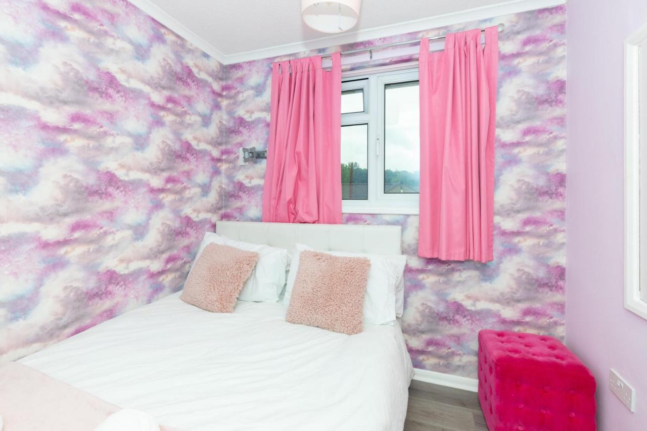 Capri 13 Sa - 3 Bedroom House Close To Loughborough University, Ev Car Facilities, Free Parking, Free Wifi - Ask For Contractor Rates! Kültér fotó