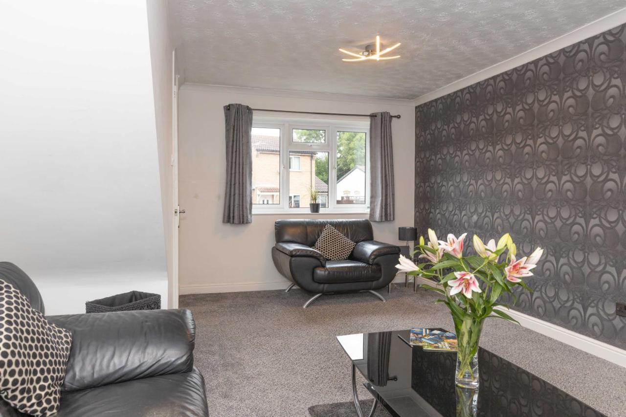 Capri 13 Sa - 3 Bedroom House Close To Loughborough University, Ev Car Facilities, Free Parking, Free Wifi - Ask For Contractor Rates! Kültér fotó